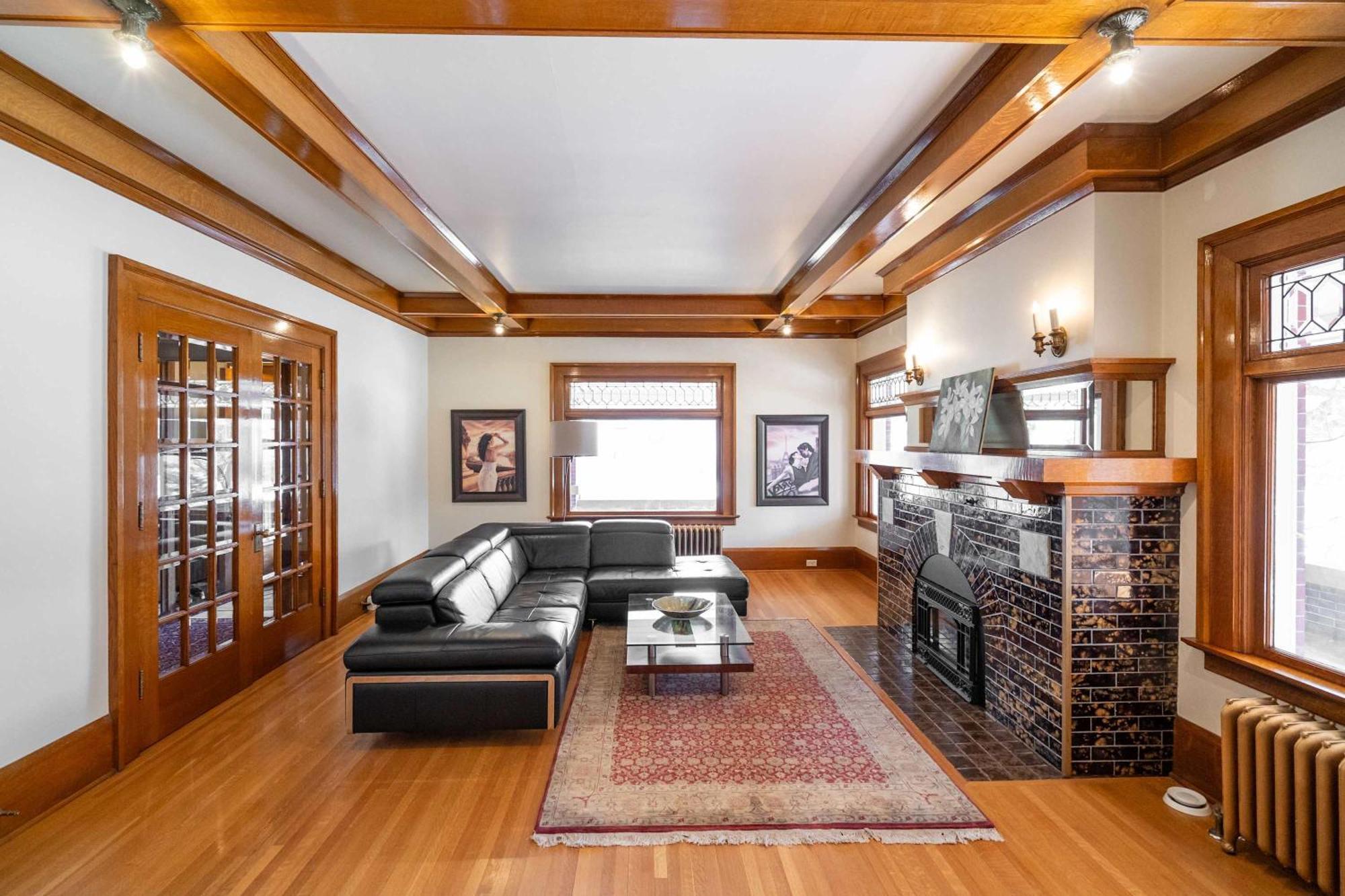 Historic Treend In The Heart Of Mission Holiday home Calgary